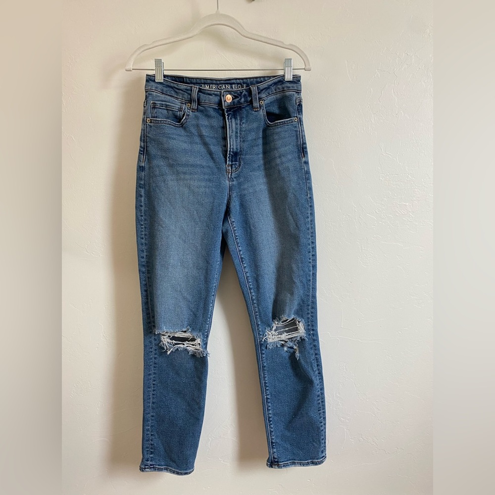 American Eagle mom jean